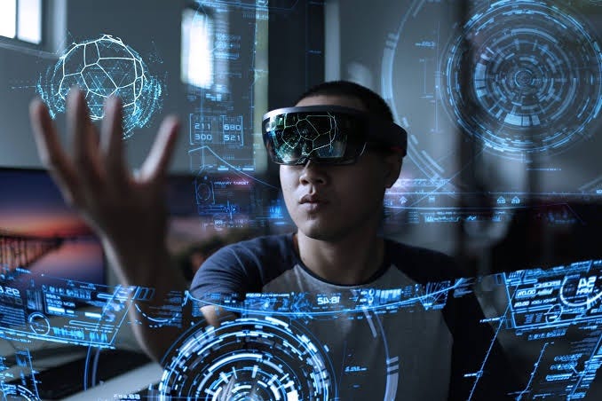 Immersive experiences and digital transformation